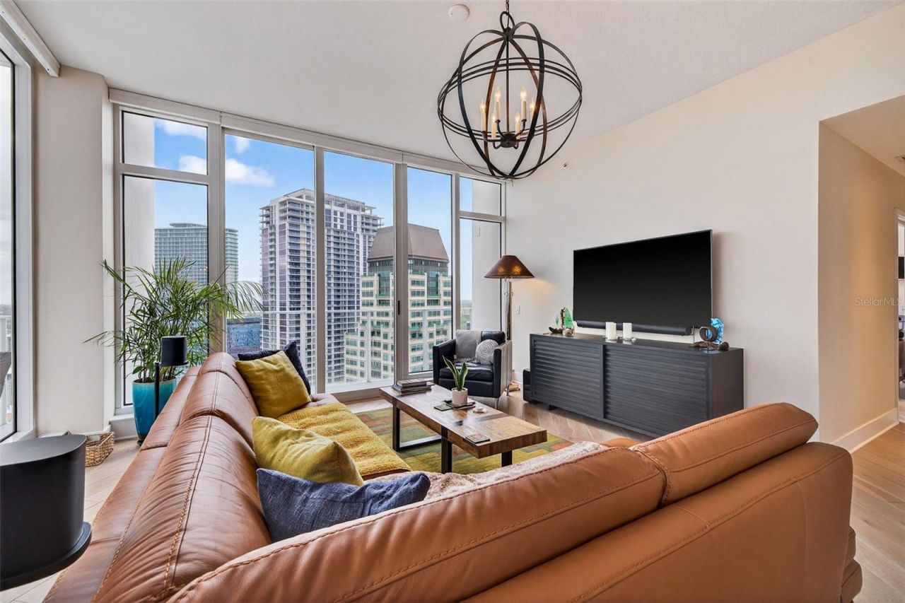 175 1st Street S, Unit 3102, Saint Petersburg, FL 33701 Photo