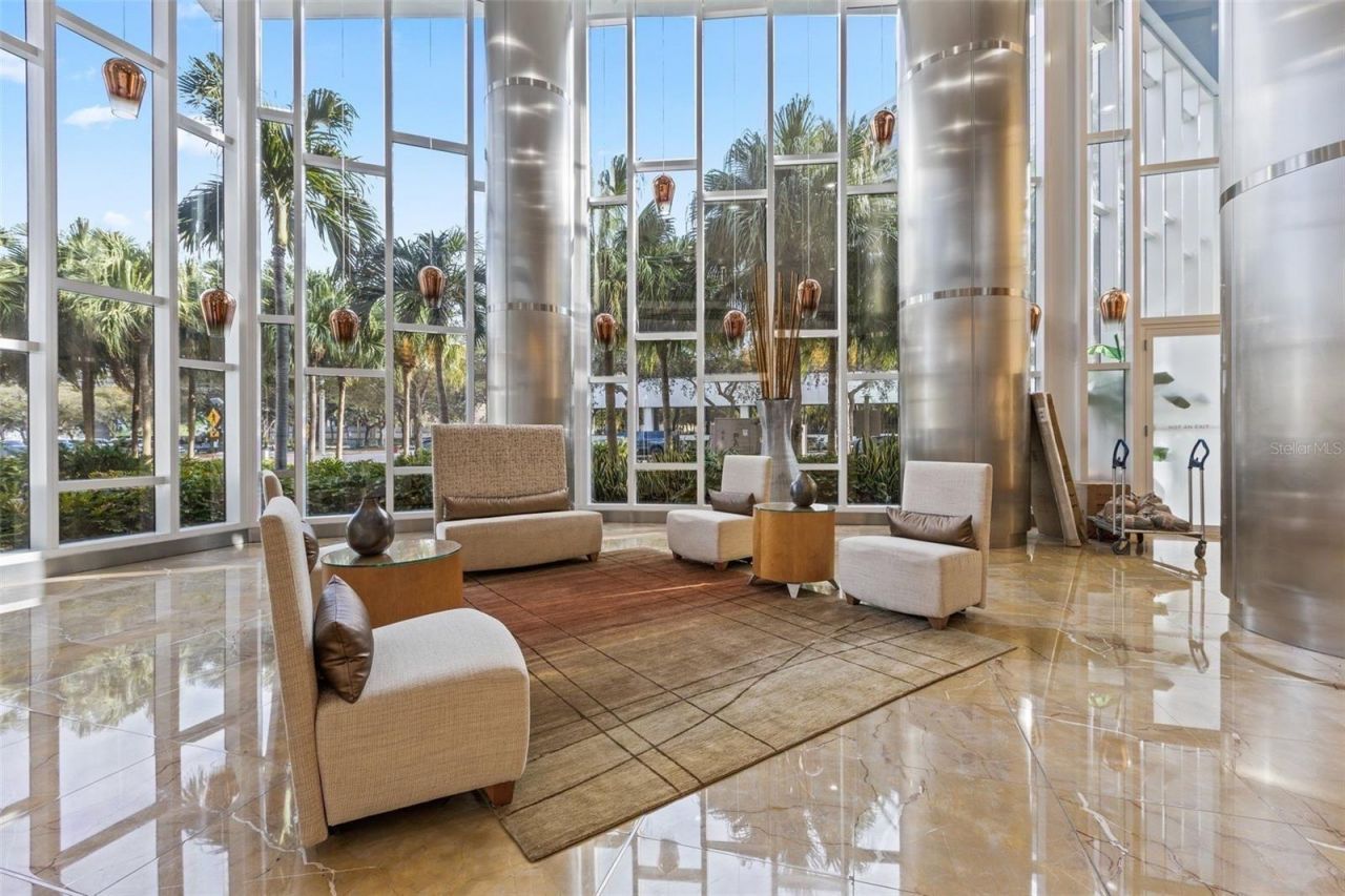 175 1st Street S, Unit 3102, Saint Petersburg, FL 33701 Photo