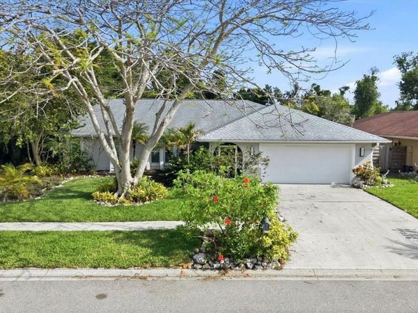 5599 WILDE OAK WAY , SARASOTA, FL 34232