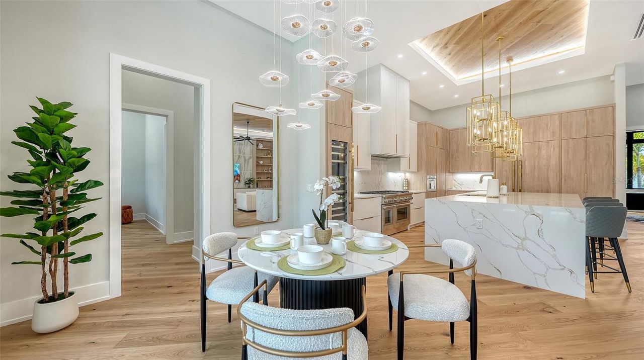 413 Island Circle, Sarasota, FL 34242 Photo