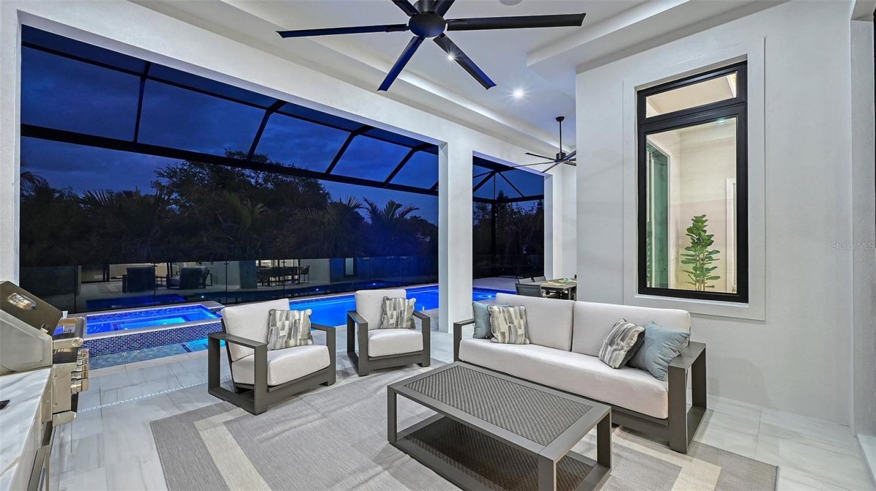 413 Island Circle, Sarasota, FL 34242 Photo