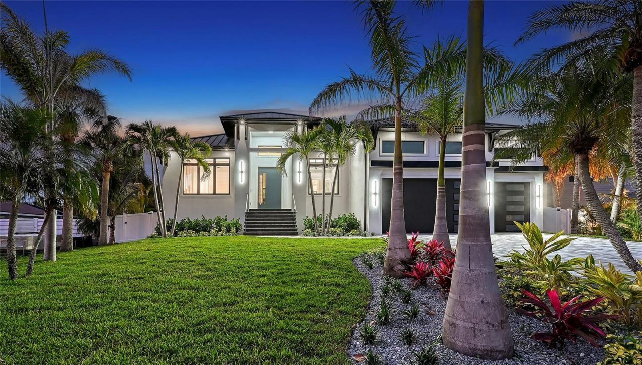 413 Island Circle, Sarasota, FL 34242 Photo