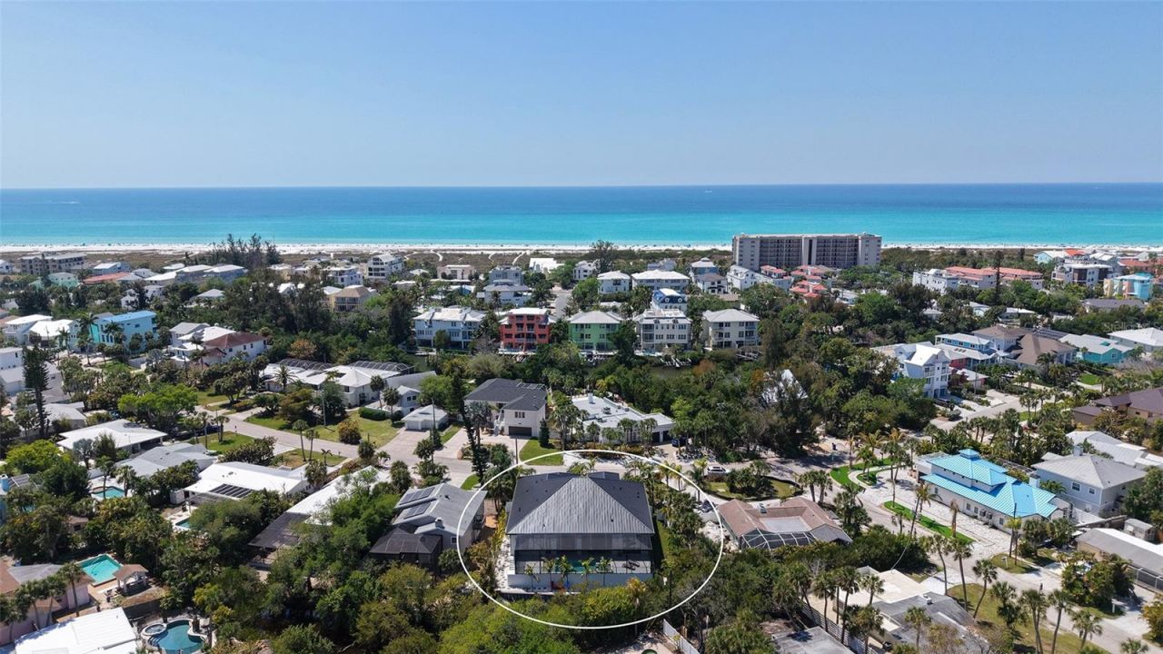 413 Island Circle, Sarasota, FL 34242 Photo