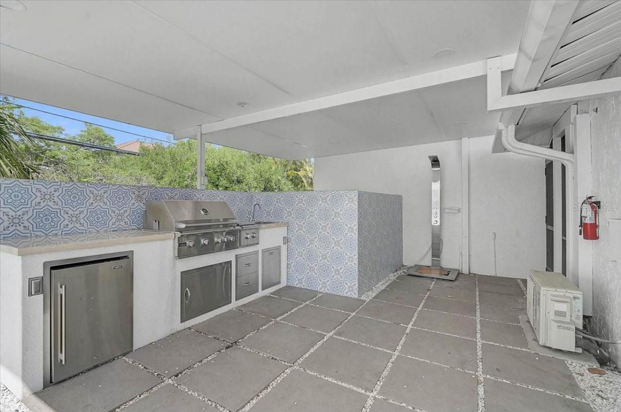 3515 La Paloma Avenue, Sarasota, FL 34242 Photo