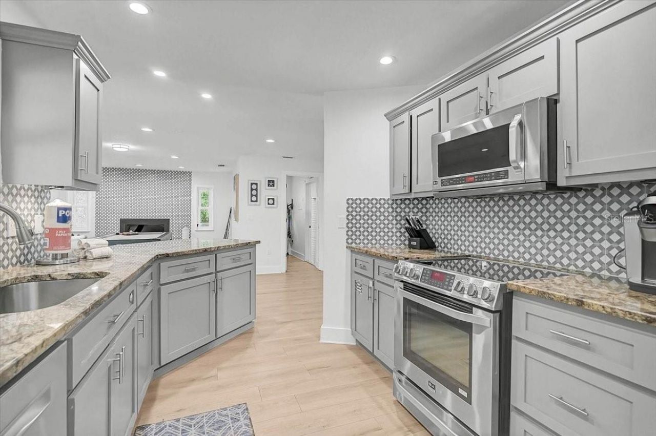 3515 La Paloma Avenue, Sarasota, FL 34242 Photo