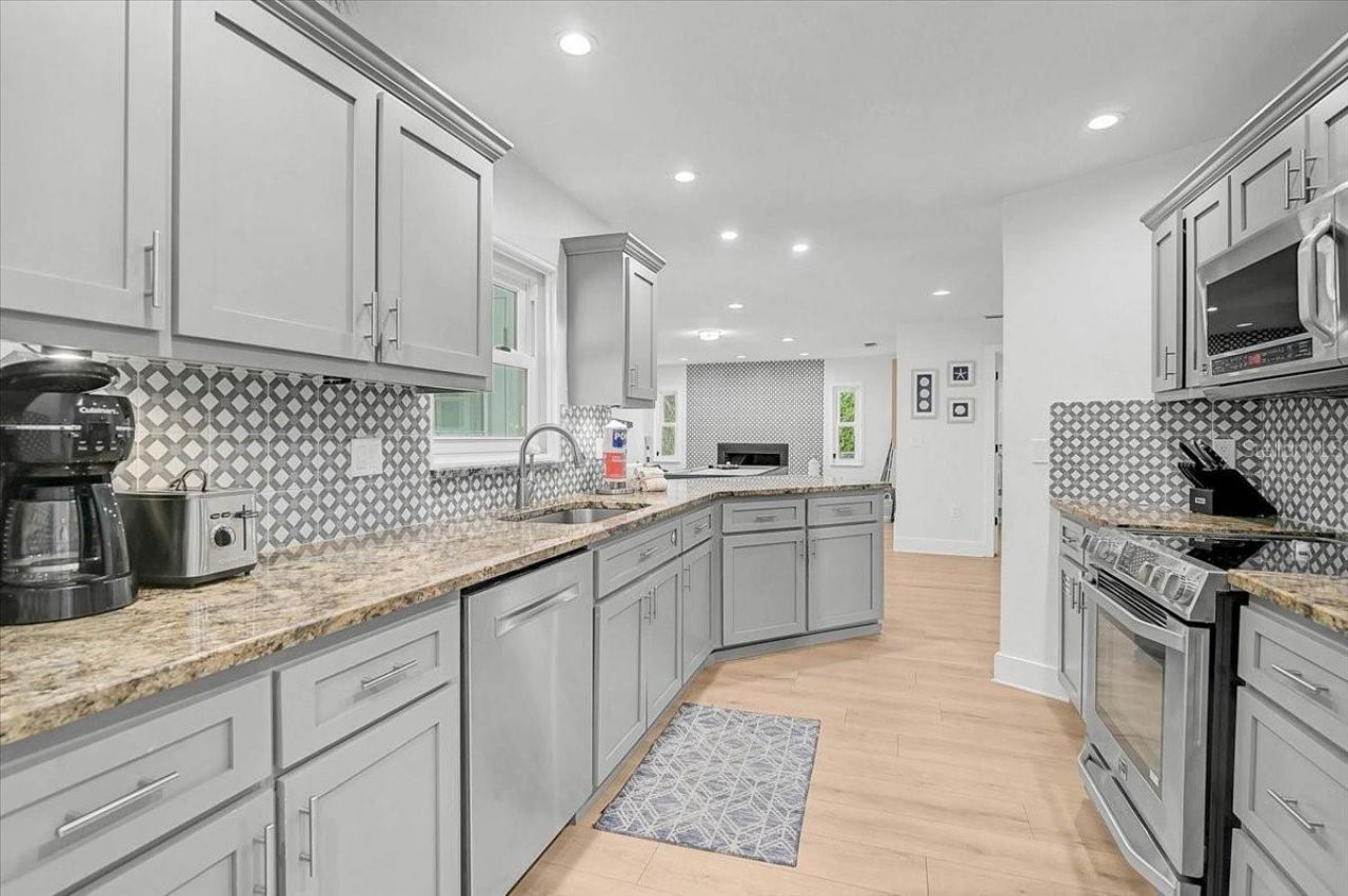 3515 La Paloma Avenue, Sarasota, FL 34242 Photo