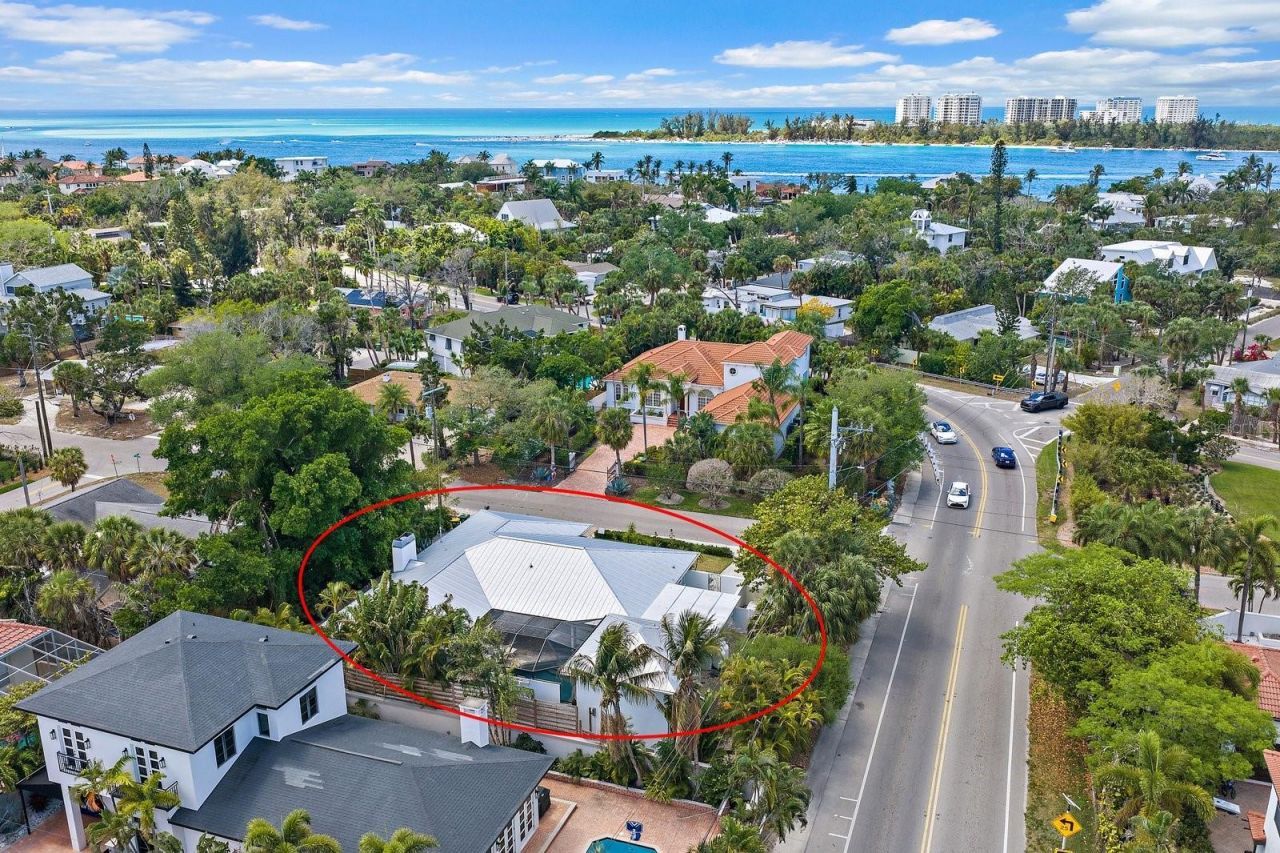3515 La Paloma Avenue, Sarasota, FL 34242 Photo