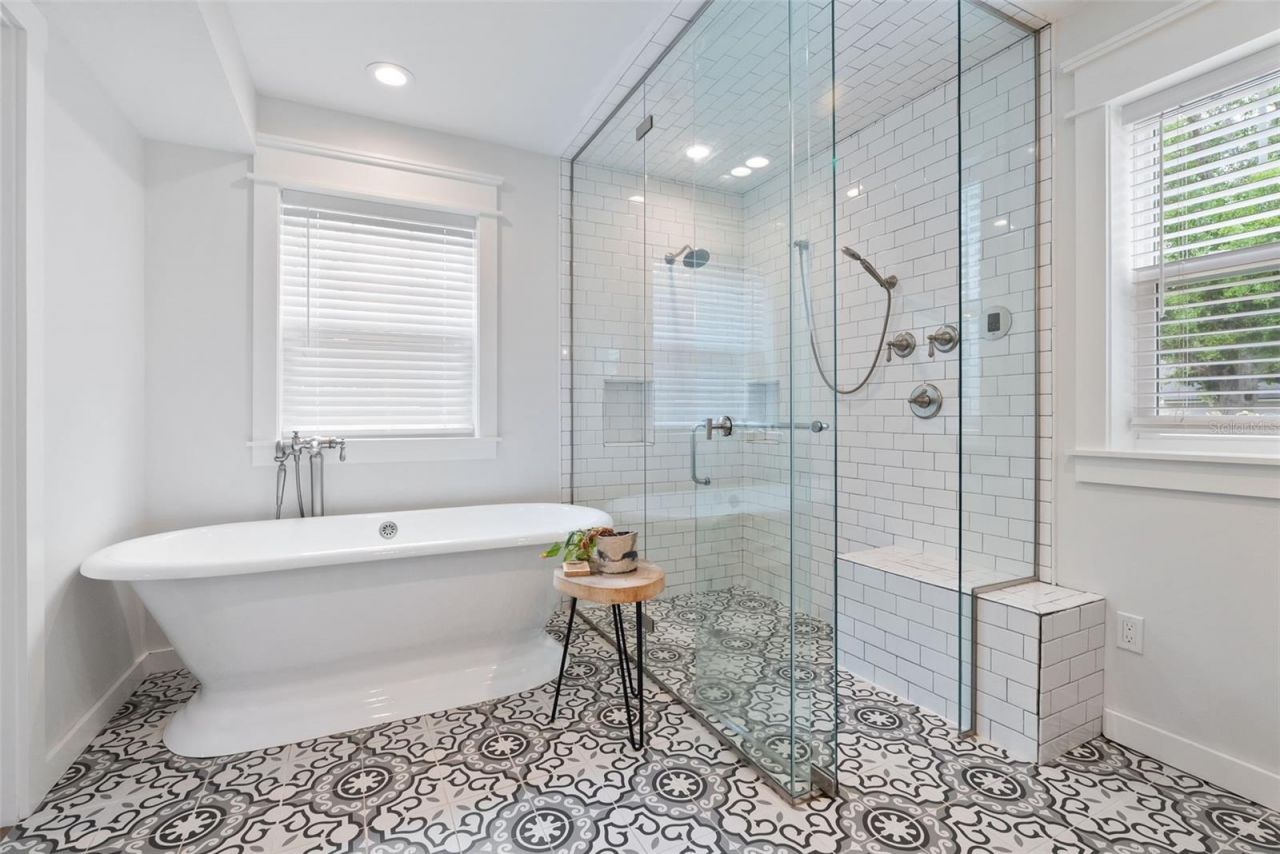 5534 Baybrook Avenue , Orlando, FL 32819 Photo