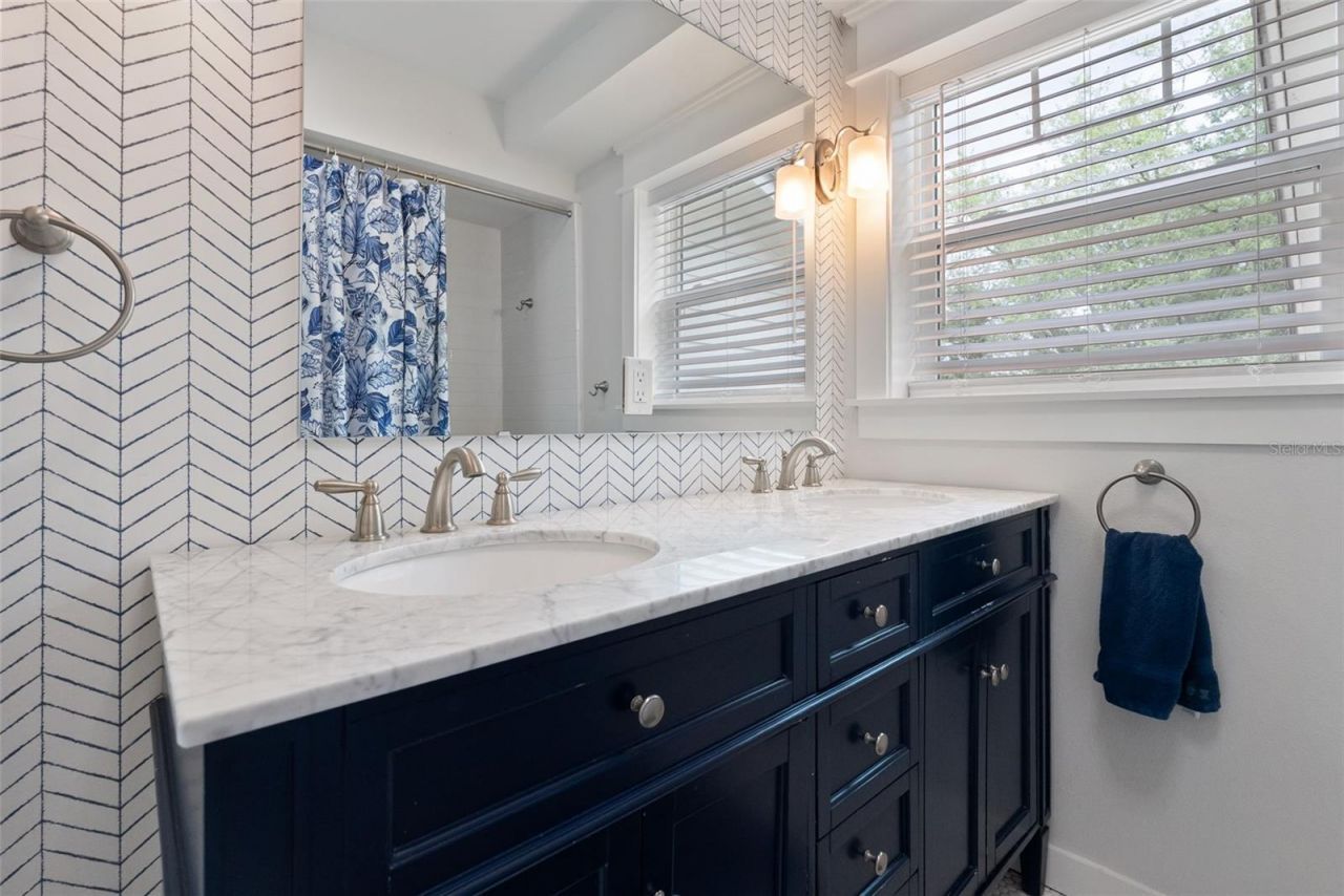 5534 Baybrook Avenue , Orlando, FL 32819 Photo