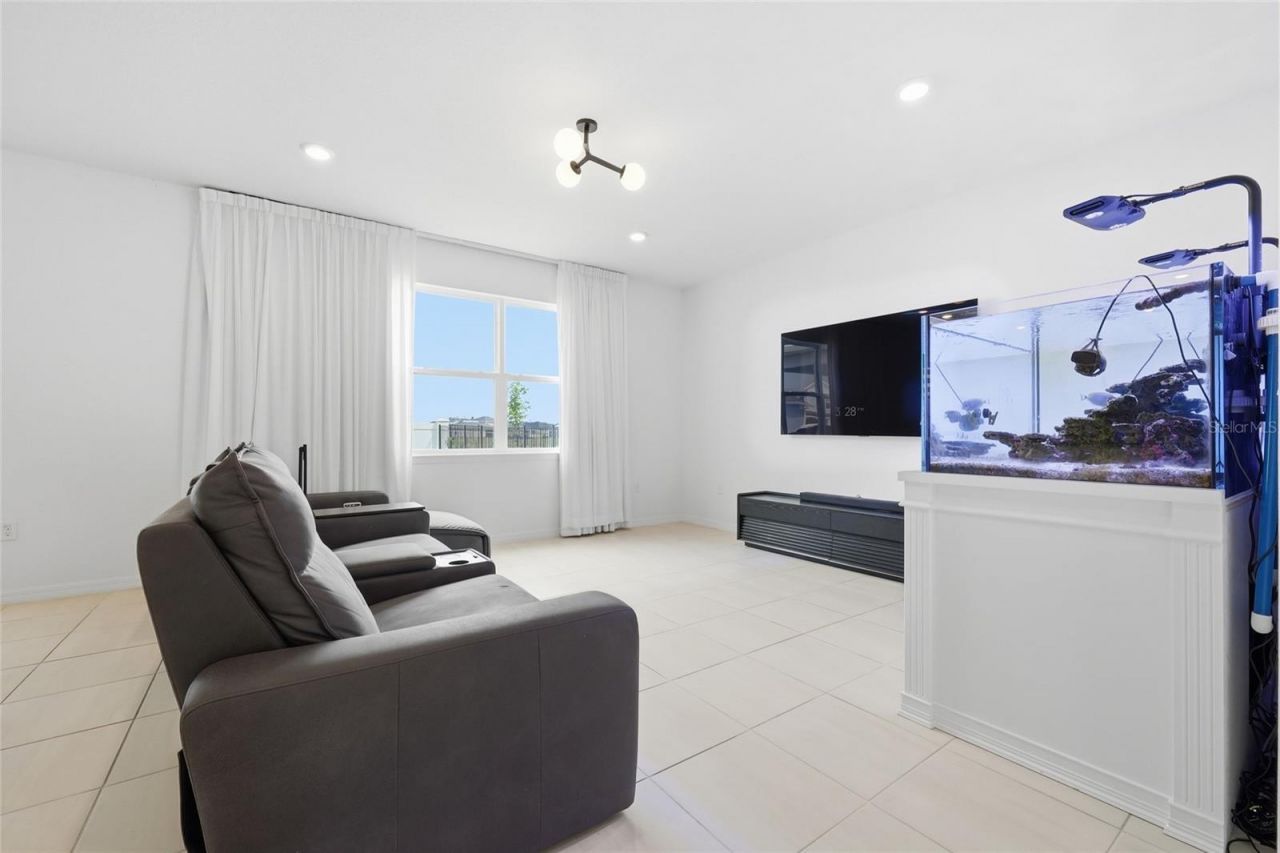 6711 Willow View Avenue , Orlando, FL 32829 Photo