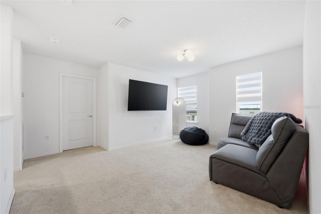 6711 Willow View Avenue , Orlando, FL 32829 Photo