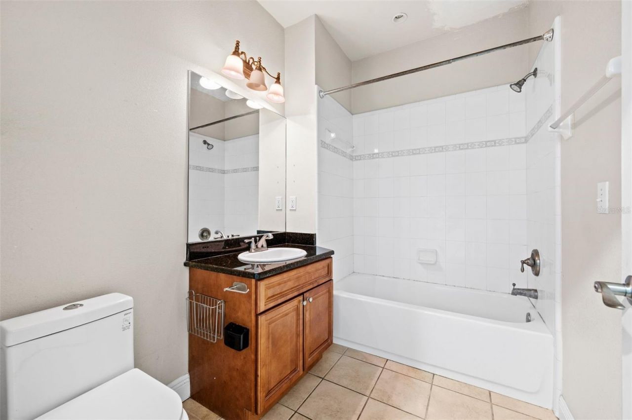 1500 NW 4th Avenue , Unit 208, Gainesville, FL 32603 Photo