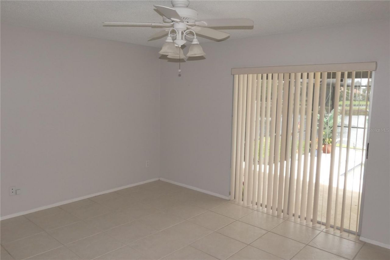 525 Moreno Circle Ne, Saint Petersburg, FL 33703 Photo