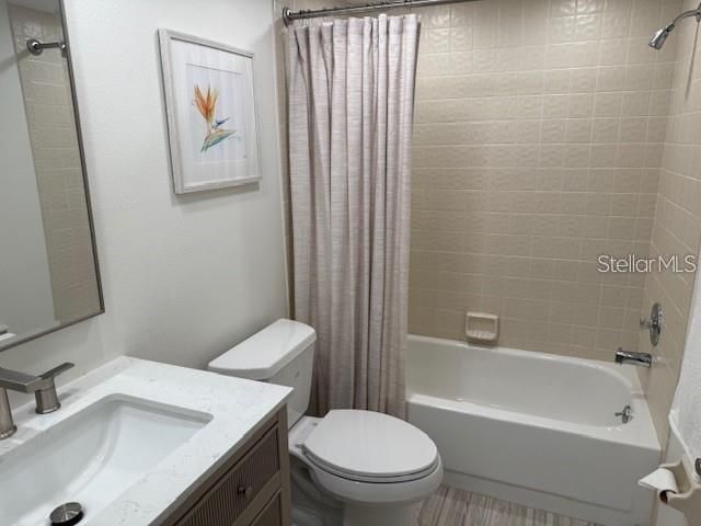 6120 Country Club Way, Unit 207, Sarasota, FL 34243 Photo
