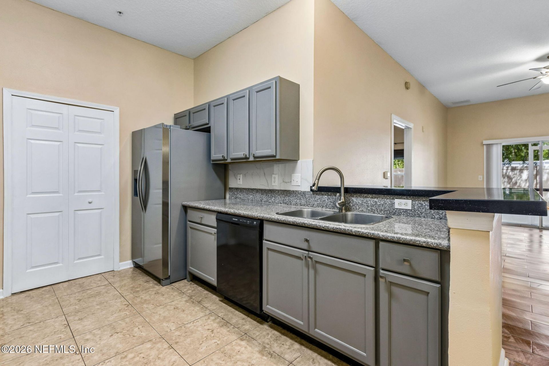 6063 Maggies Circle, Unit 106, Jacksonville, FL 32244 Photo