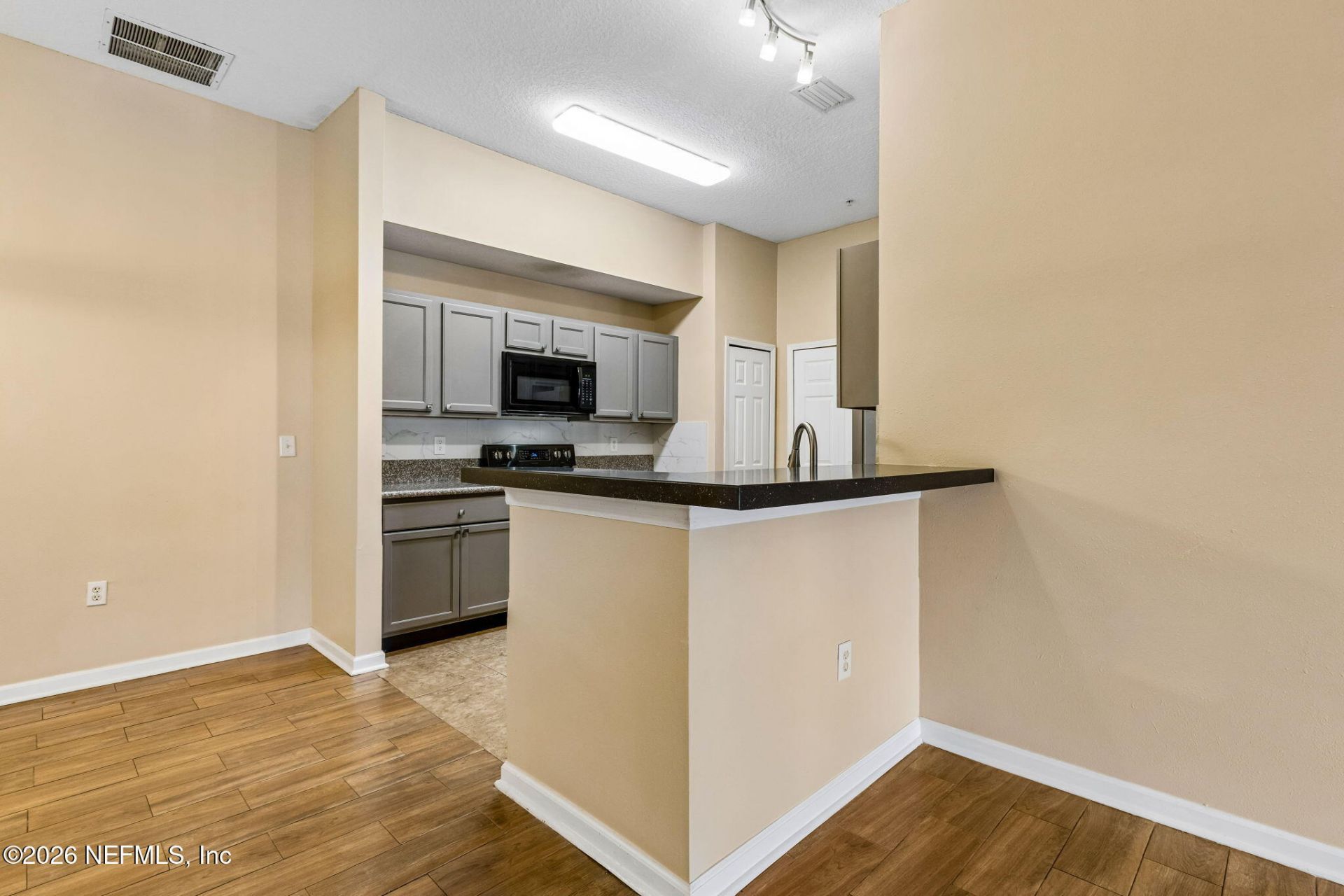 6063 Maggies Circle, Unit 106, Jacksonville, FL 32244 Photo