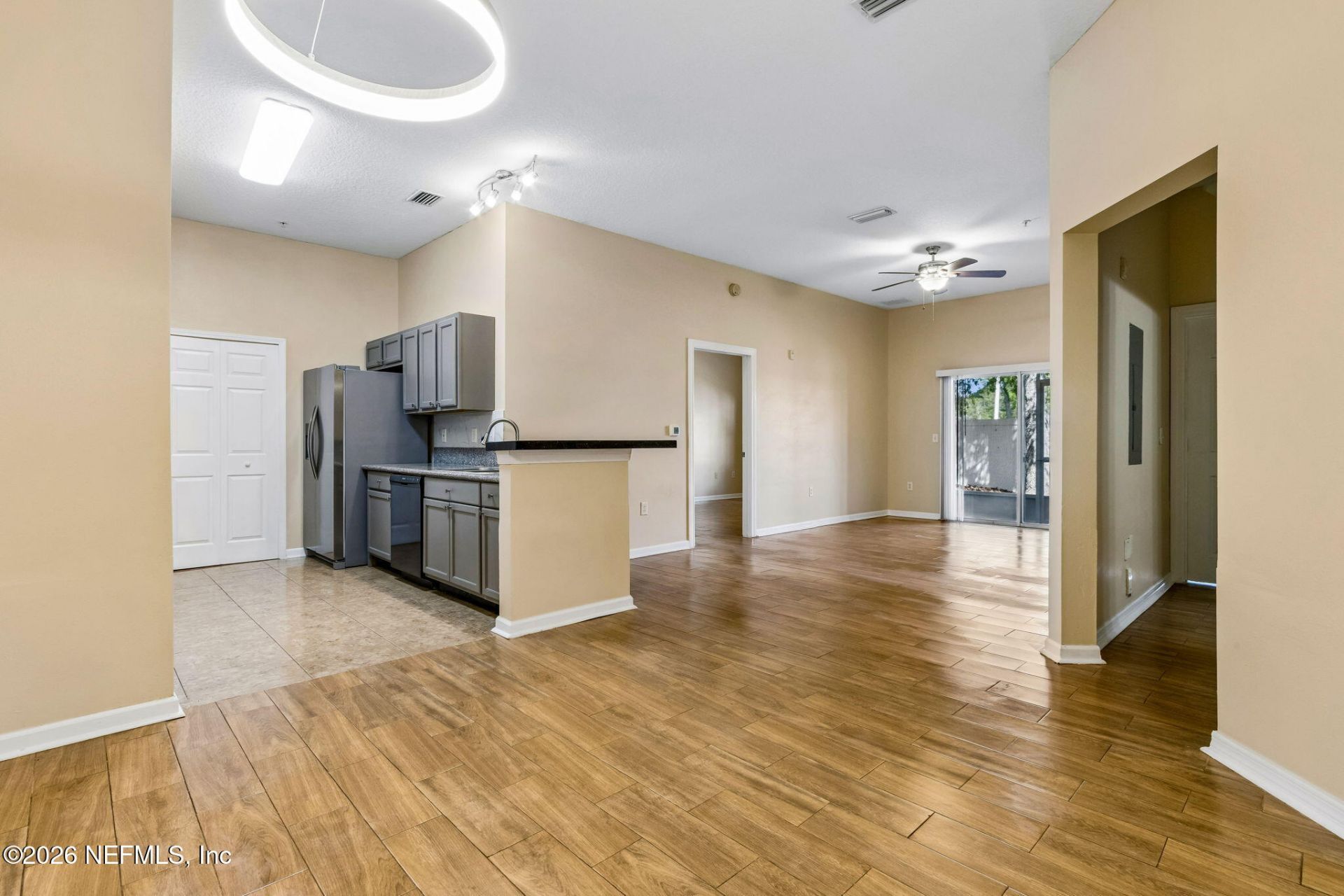 6063 Maggies Circle, Unit 106, Jacksonville, FL 32244 Photo