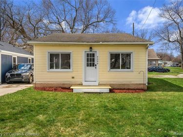 4399 2nd Street, Frenchtown Twp, MI 48166