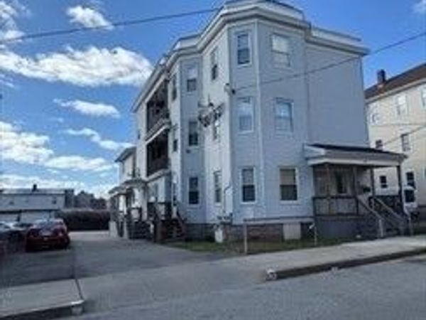 513-515 Whipple Street, Fall River, MA 02724