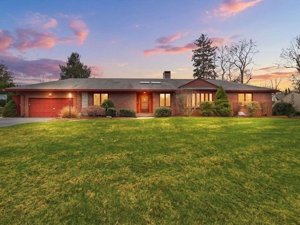 31 Briarcliff Road, Longmeadow, MA 01106