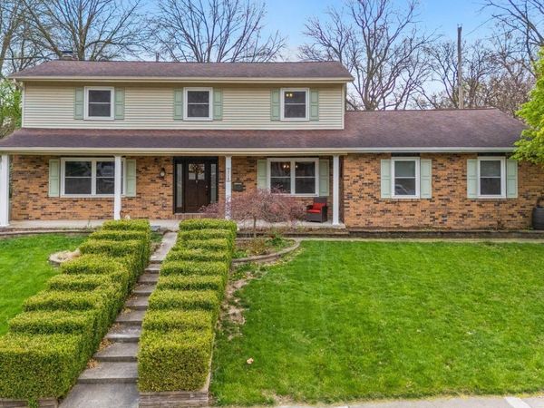 2716 Roscommon Drive, Fort Wayne, IN 46805