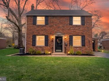 2415 W TREMONT STREET, ALLENTOWN, PA 18104