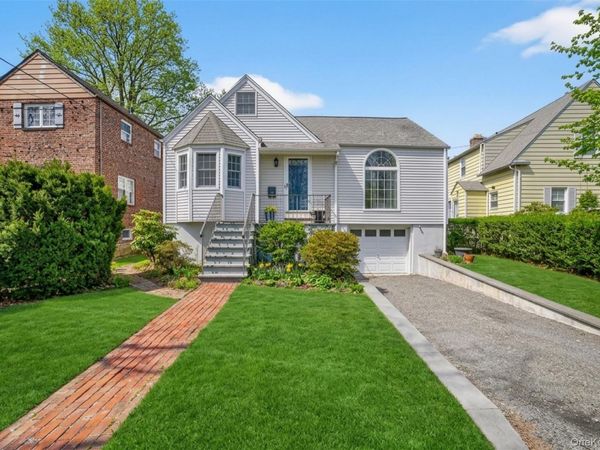 71 Saint Johns Avenue , Yonkers, NY 10704