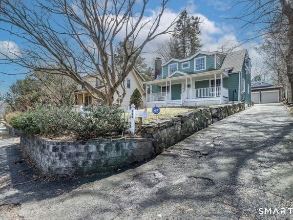 190 Toms , Stamford, CT 06906