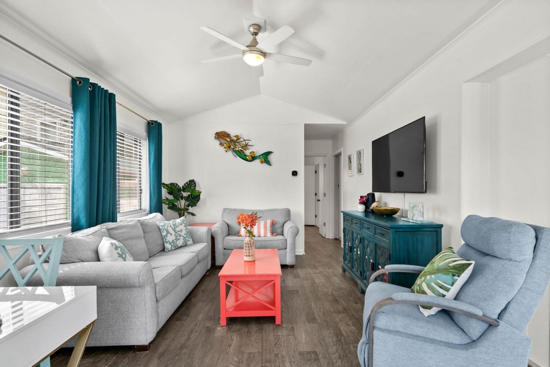 6001 - 1487 S Kings Hwy. Photo 10