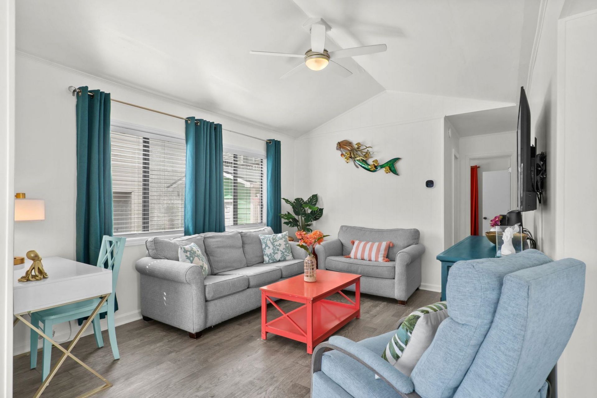 6001 - 1487 S Kings Hwy. Photo 11