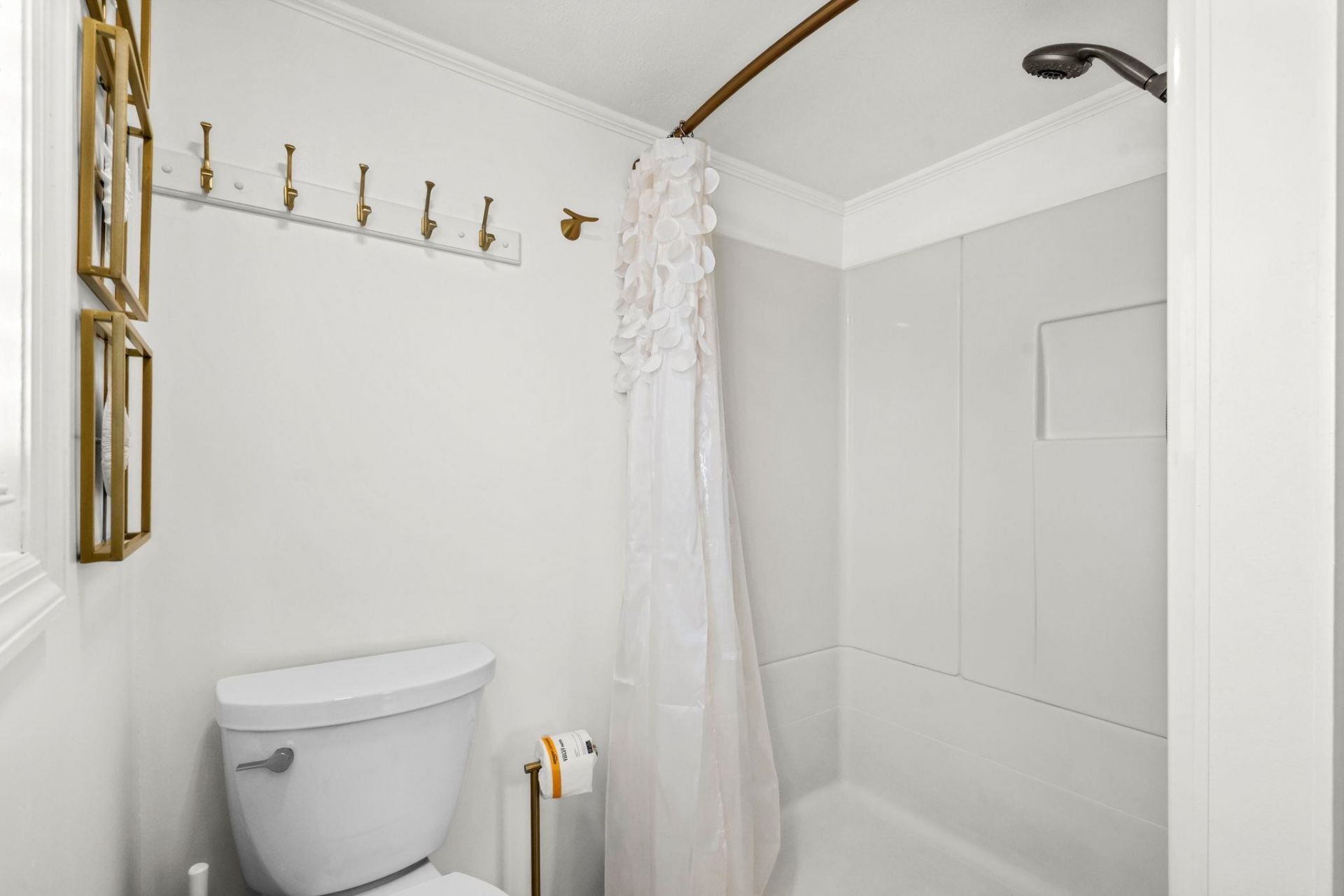 6001 - 1487 S Kings Hwy. Photo 28