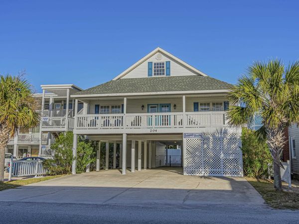 204 N 27th Ave. N , North Myrtle Beach, SC 29582