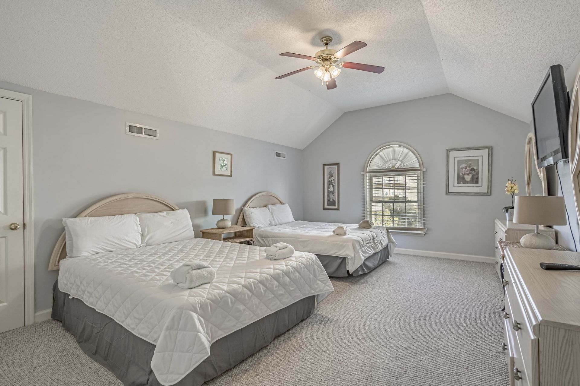 204 N 27th Ave. N  Photo 24