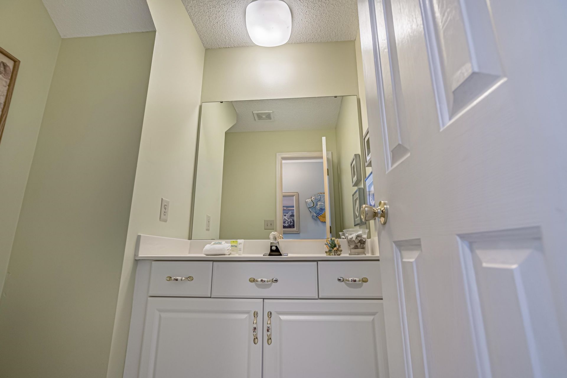 204 N 27th Ave. N  Photo 27