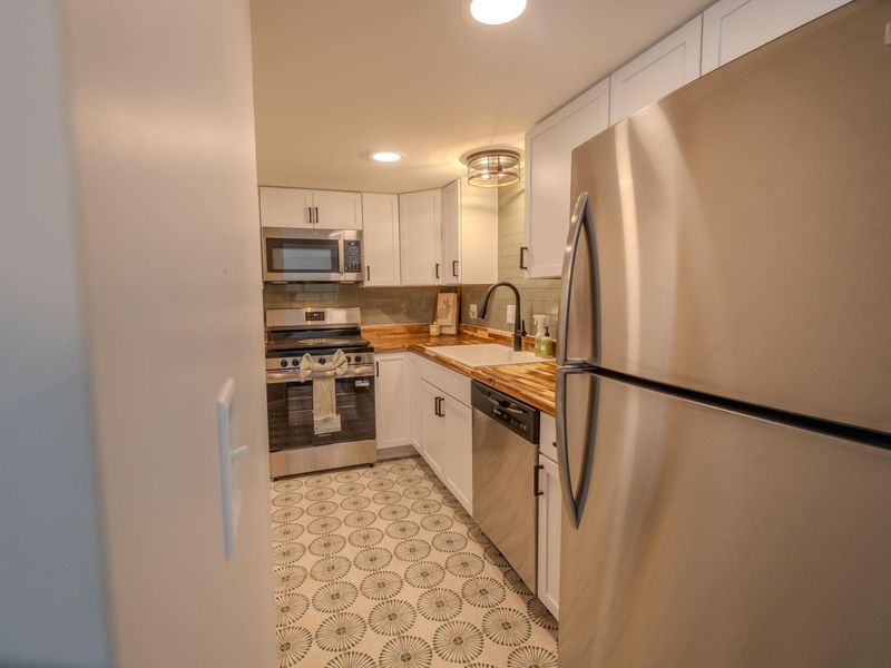 5437 Worthington Forest Place E, Columbus, OH 43229 Photo 16