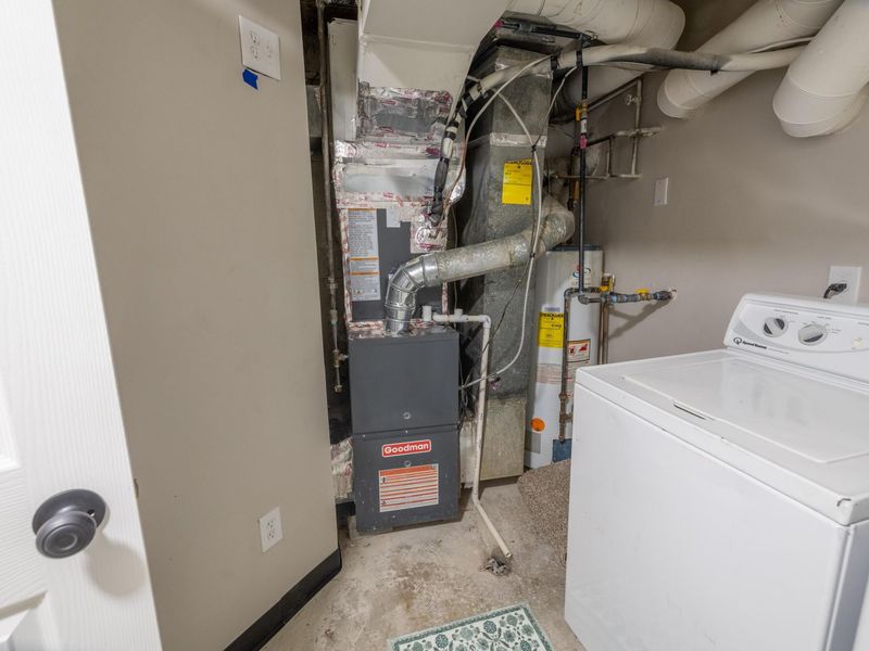 5437 Worthington Forest Place E, Columbus, OH 43229 Photo 39