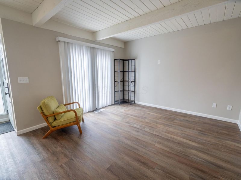 5437 Worthington Forest Place E, Columbus, OH 43229 Photo 5