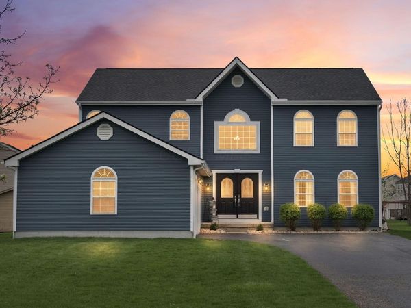 3153 Devonshire Drive, Delaware, OH 43015