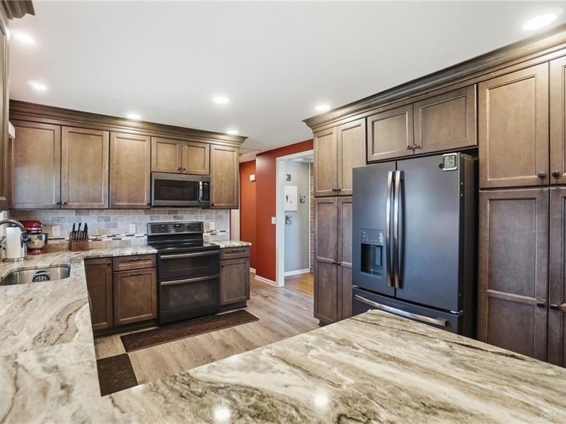 519 Kenbrook Drive, Vandalia, OH 45377 Photo 13