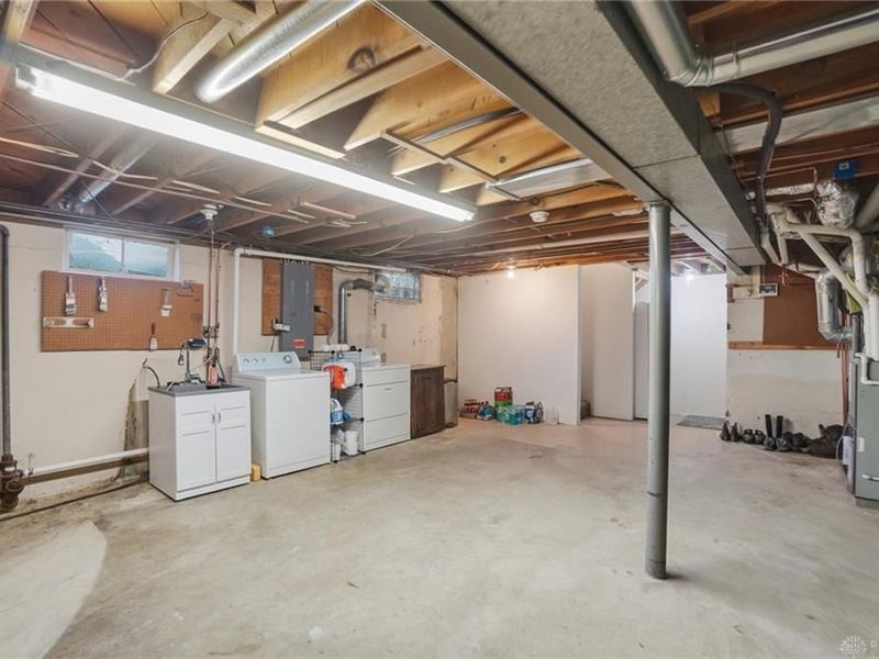 519 Kenbrook Drive, Vandalia, OH 45377 Photo 36