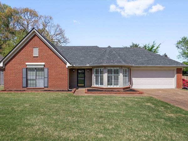 6620 DAWNHILL RD, Bartlett, TN 38135