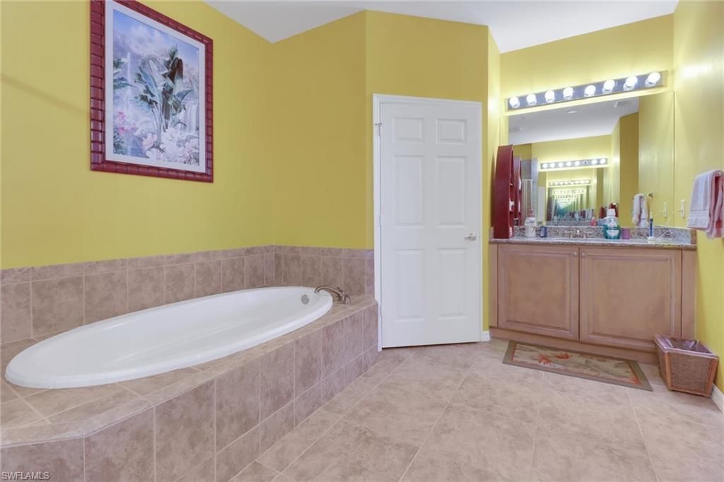 16580 Goldenrod Ln, Unit 103, Alva, FL 33920 Photo