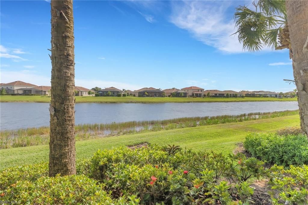 16580 Goldenrod Ln, Unit 103, Alva, FL 33920 Photo