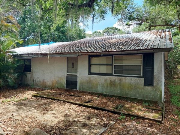 7534 McDaniel DR , NORTH FORT MYERS, FL 33917