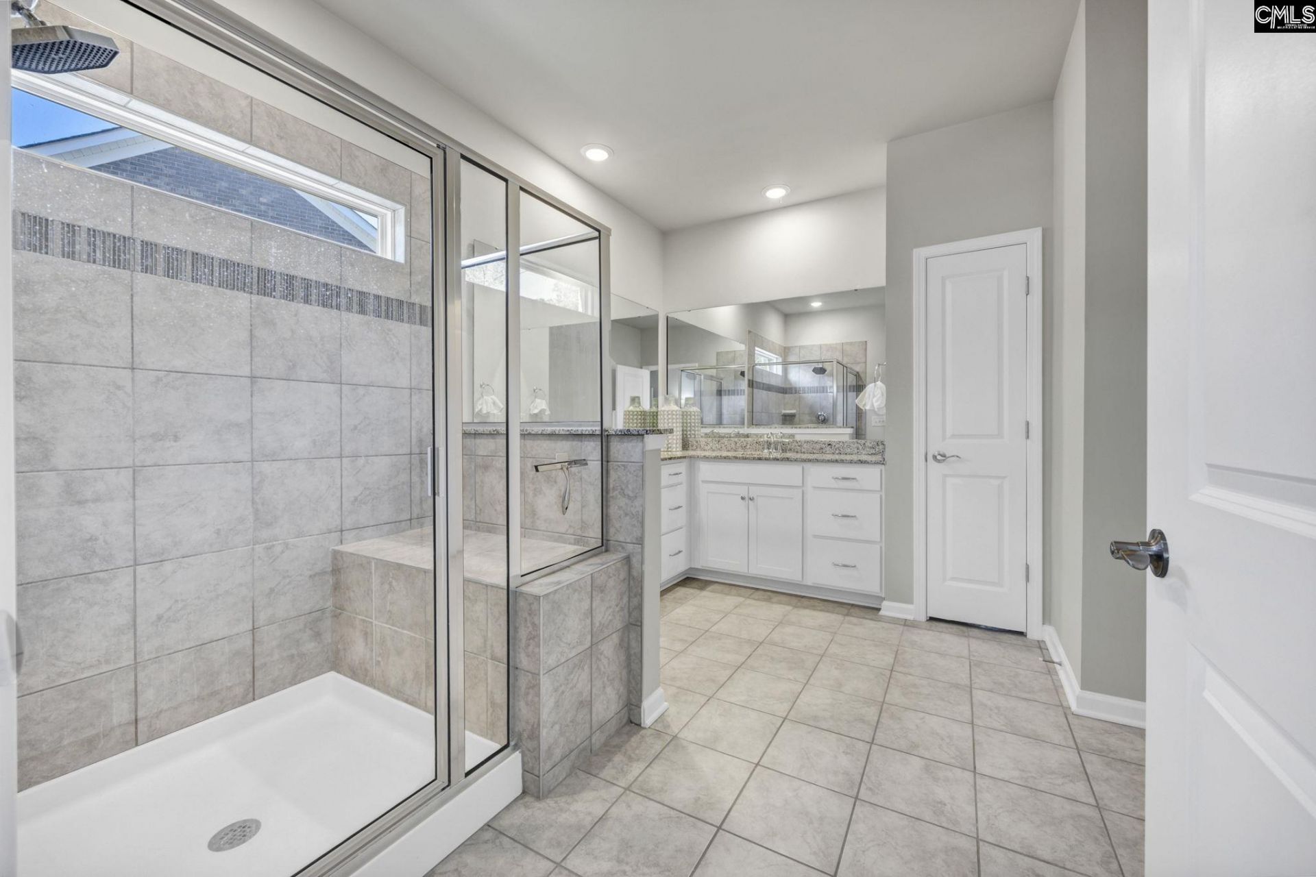 409 Layup Circle  Photo 23