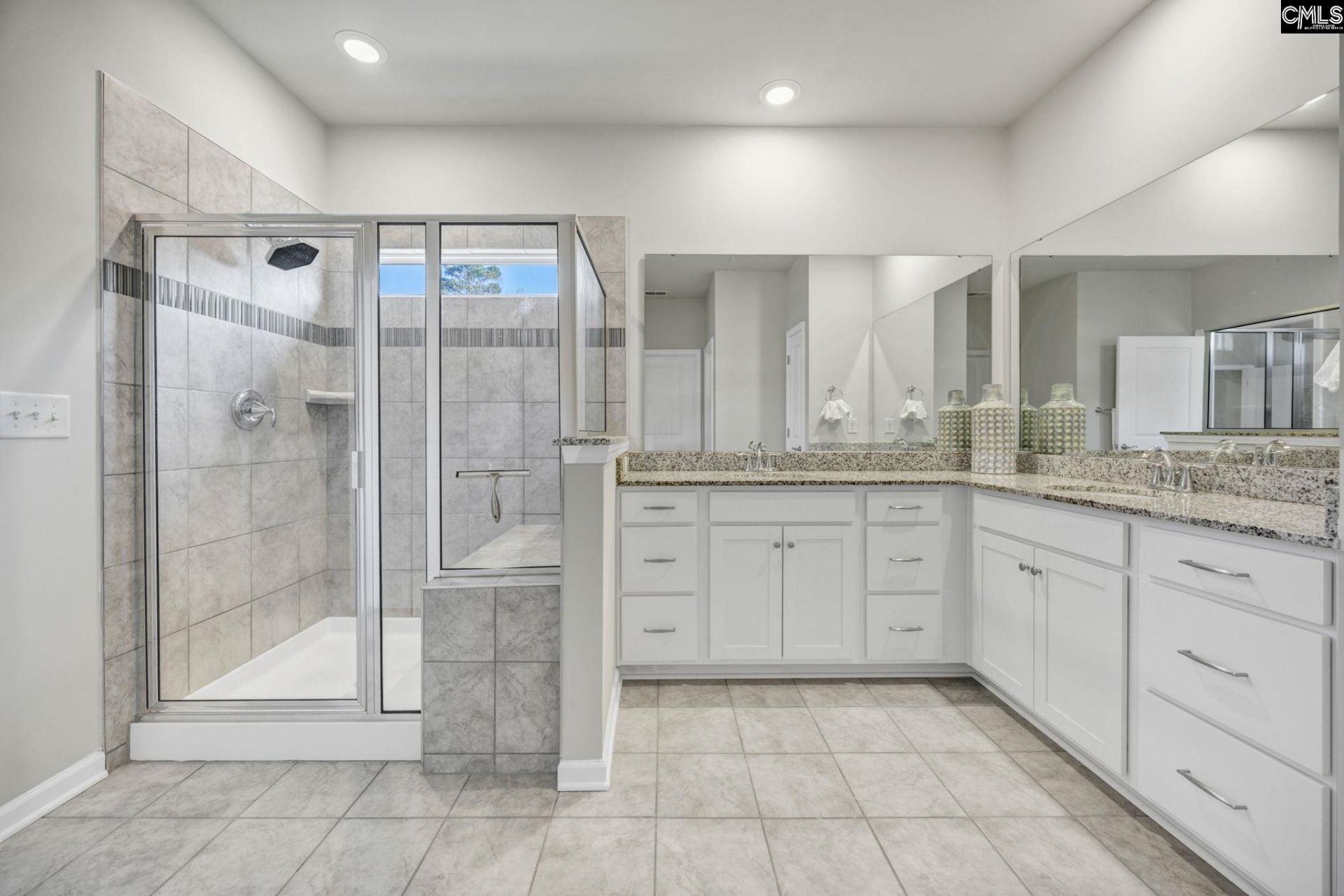 409 Layup Circle  Photo 24