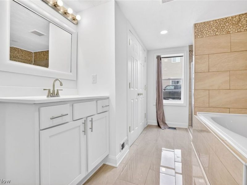 744 Wooster Street , Canal Fulton, OH 44614 Photo 13