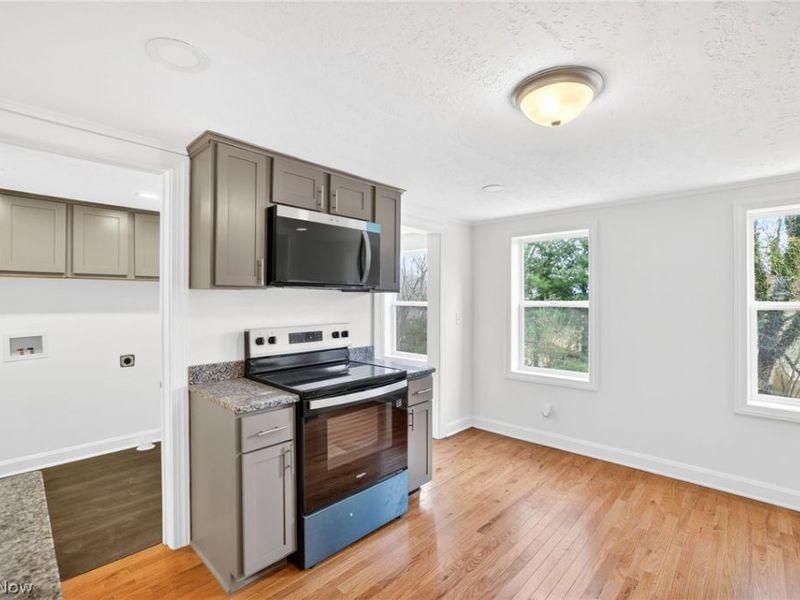 744 Wooster Street , Canal Fulton, OH 44614 Photo 8