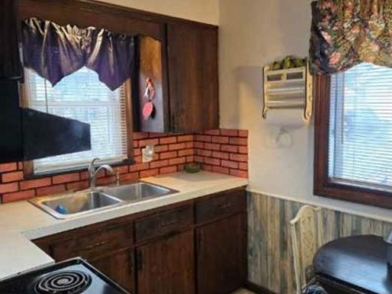 1300 Mount Vernon Avenue , Akron, OH 44310 Photo 10