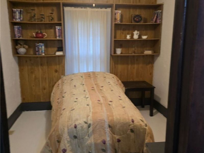 1300 Mount Vernon Avenue , Akron, OH 44310 Photo 14